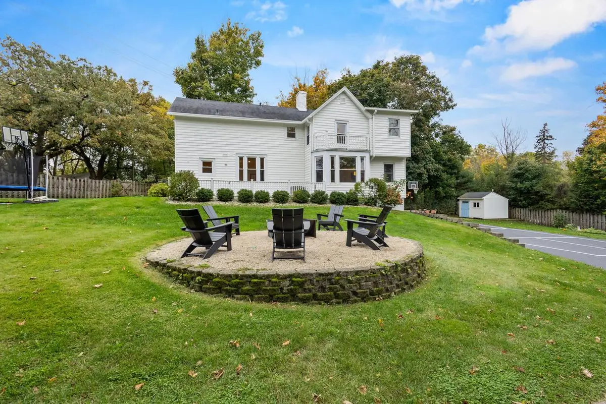 W2851 Swinghurst LANE, Lake Geneva, WI 53147 - #1