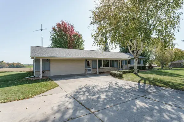 N8742 N German ROAD, Mayville, WI 53050