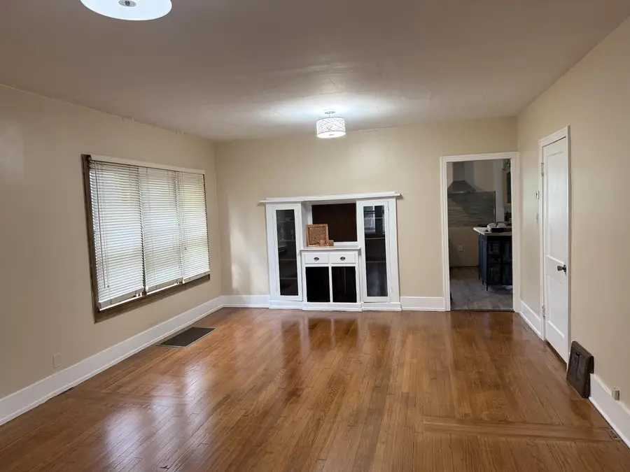 1315 N 43rd STREET, Milwaukee, WI 53208 - #3