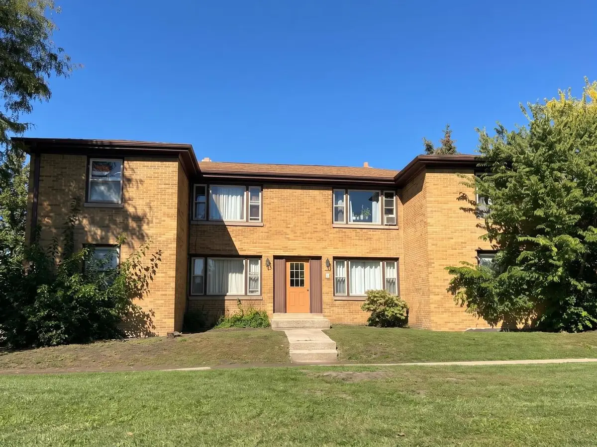 2028 W Van Beck WAY, Milwaukee, WI 53221 - #1