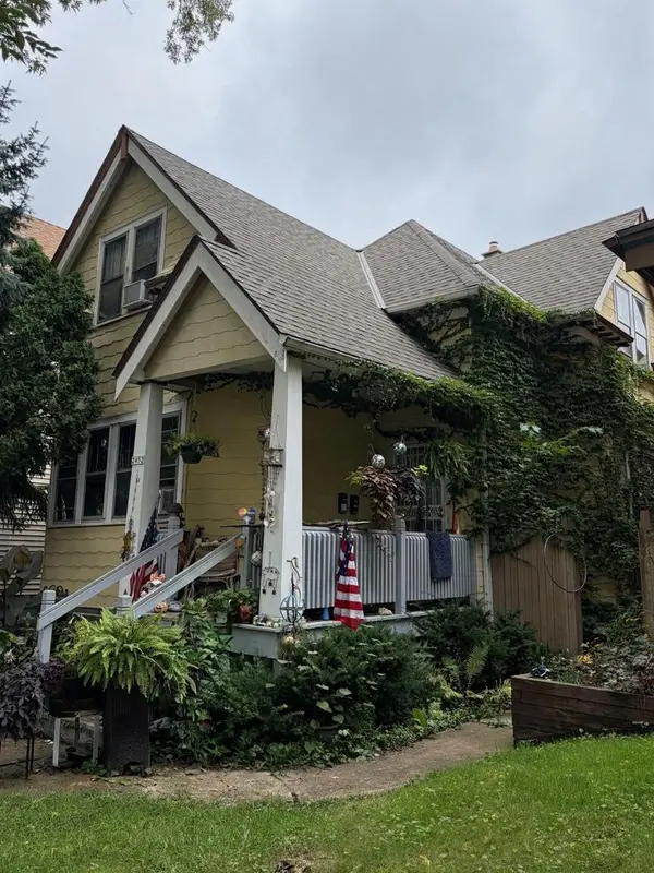 2452 N Humboldt BOULEVARD, Milwaukee, WI 53212