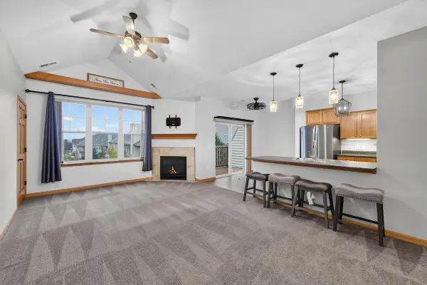 1767 New Port Vista DRIVE, Grafton, WI 53024