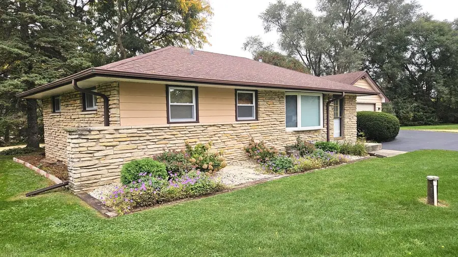 W226N6040 Avon COURT, Lisbon, WI 53089 - #3