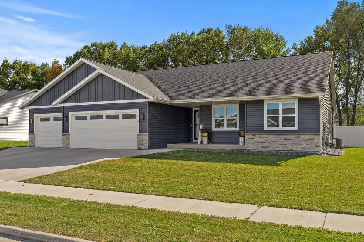 1912 Brooklyn PLACE, Holmen, WI 54636 - #1