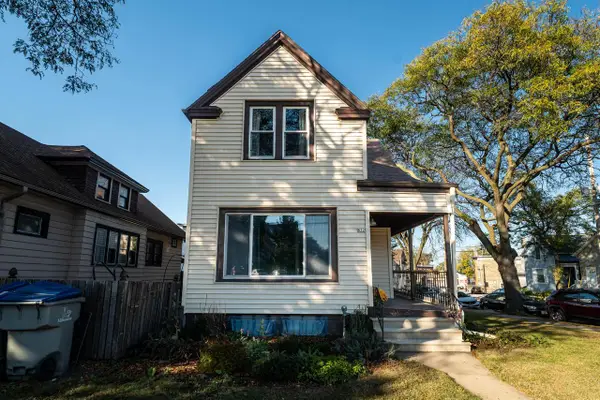 832 E Russell AVENUE, Milwaukee, WI 53207
