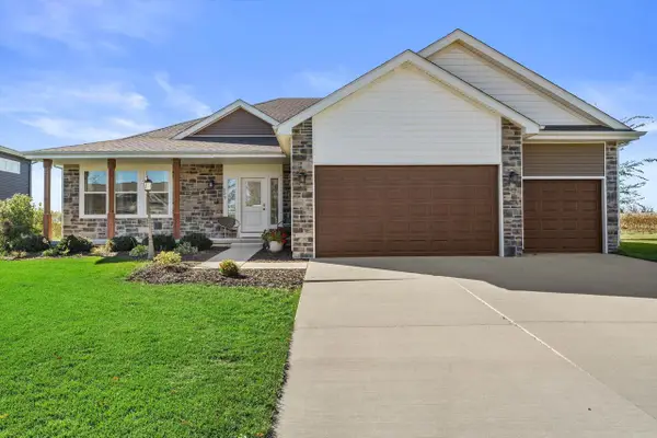 809 Winery WAY, Cambridge, WI 53523
