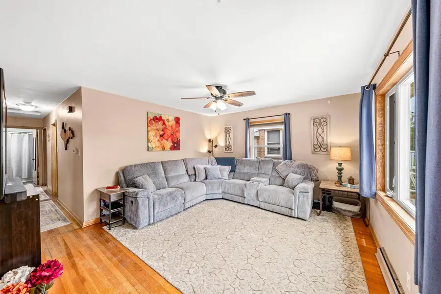 2569 S 94th STREET, West Allis, WI 53227 - #2