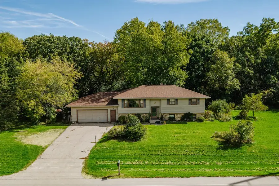 5536 Reiner ROAD, Sun Prairie, WI 53590 - #2
