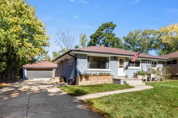 4436 W Dunwood ROAD, Brown Deer, WI 53223