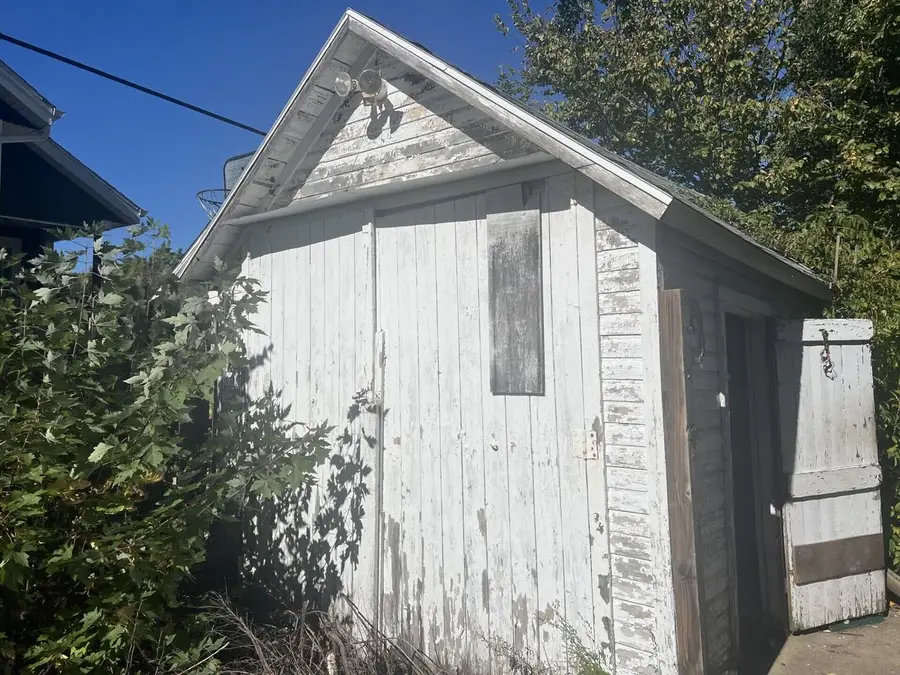 718 W Sherman AVENUE, Fort Atkinson, WI 53538 - #3