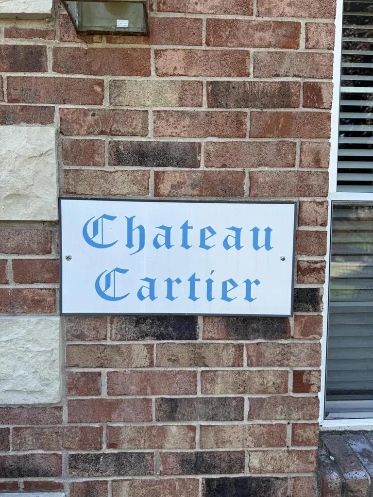 2101 Chateau COURT #206, Grafton, WI 53024 - #2