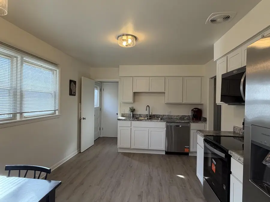 3909 N 62nd STREET, Milwaukee, WI 53216 - #3