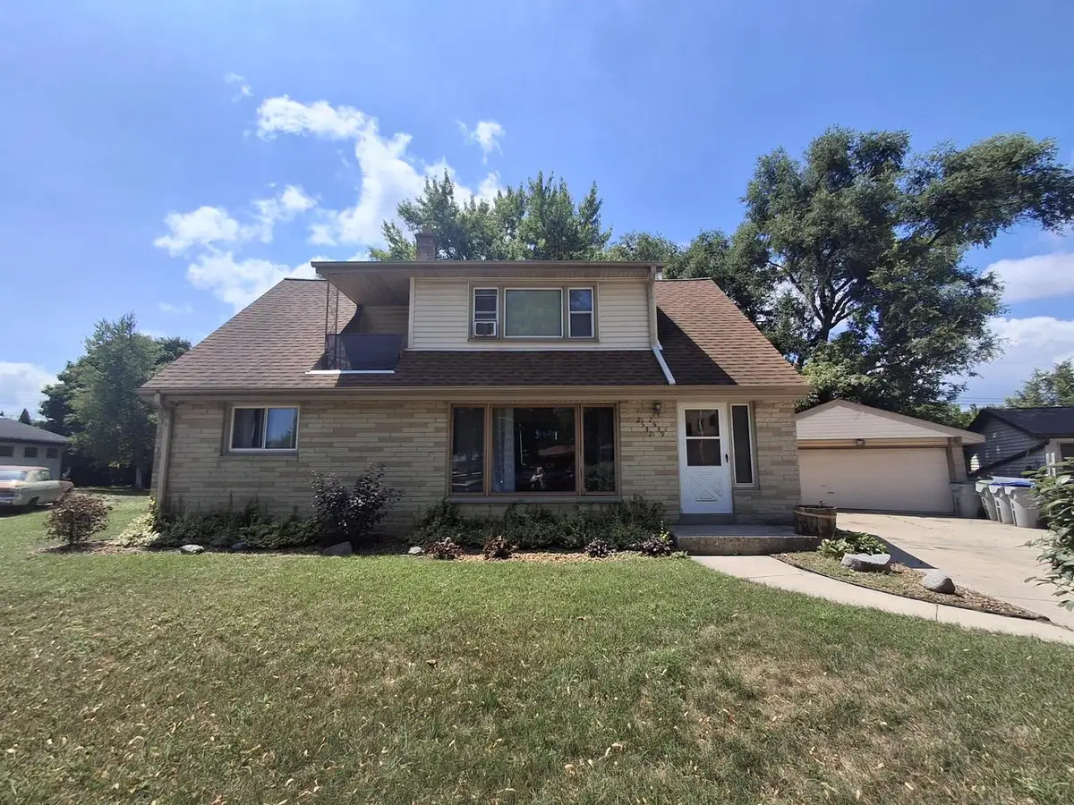 2537 W Bridge STREET #2539, Milwaukee, WI 53221 - #1