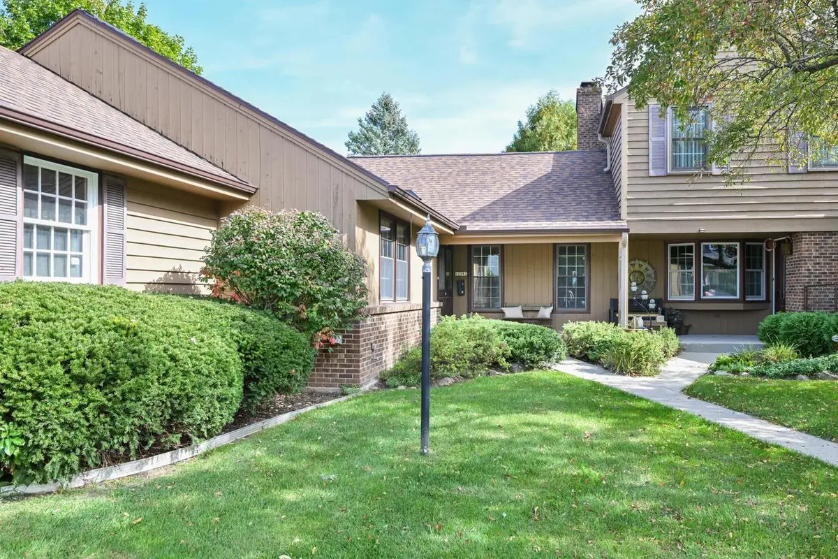 12583 N Woodberry DRIVE, Mequon, WI 53092 - #1