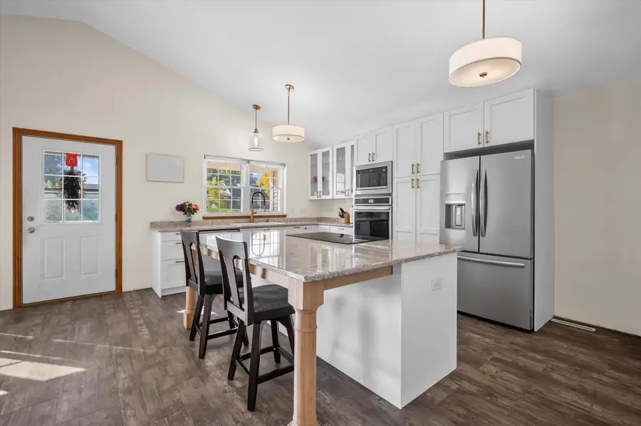 730 E Fitzsimmons ROAD, Oak Creek, WI 53154 - #3