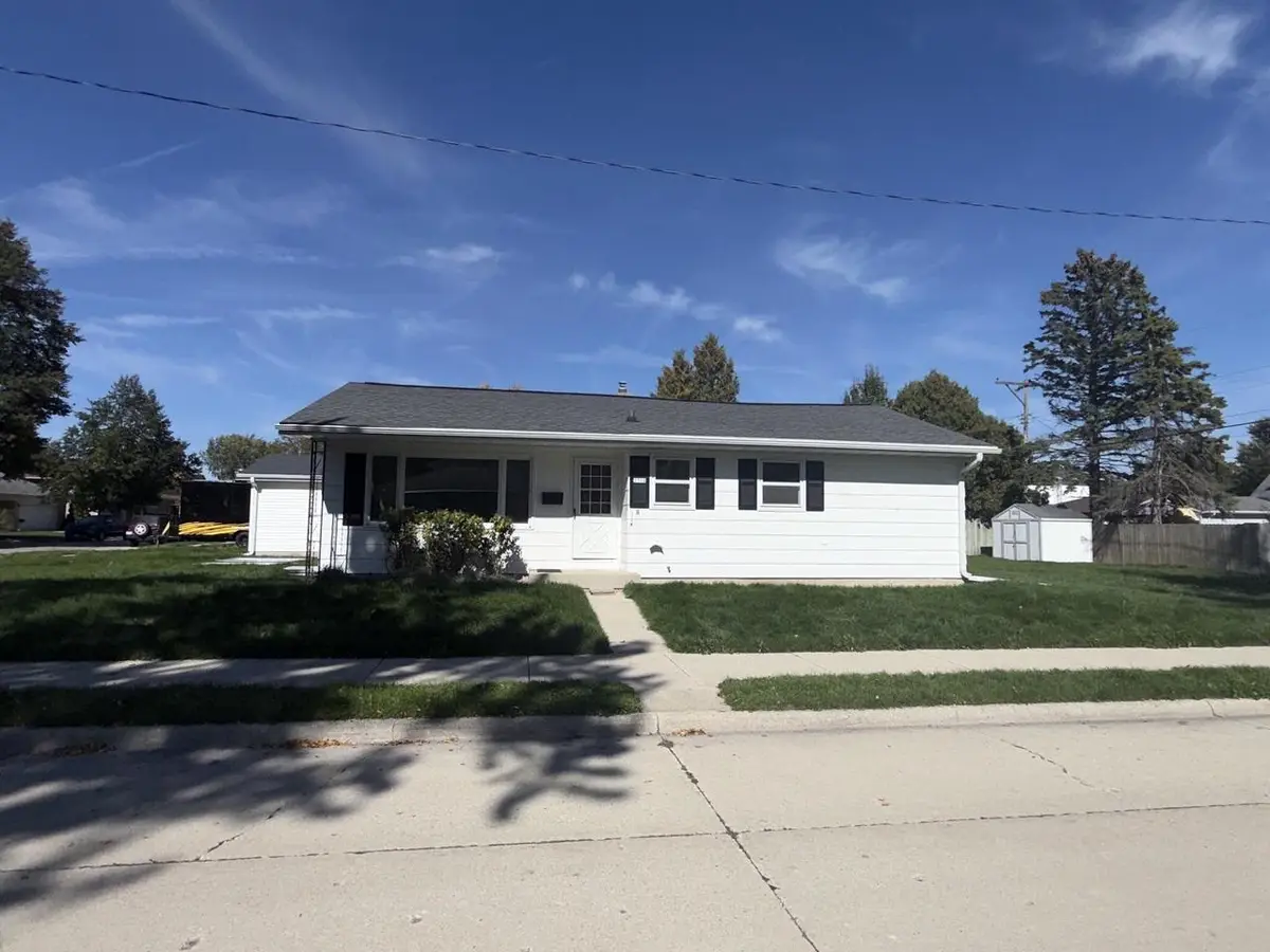 2322 Cooper AVENUE, Sheboygan, WI 53083 - #1