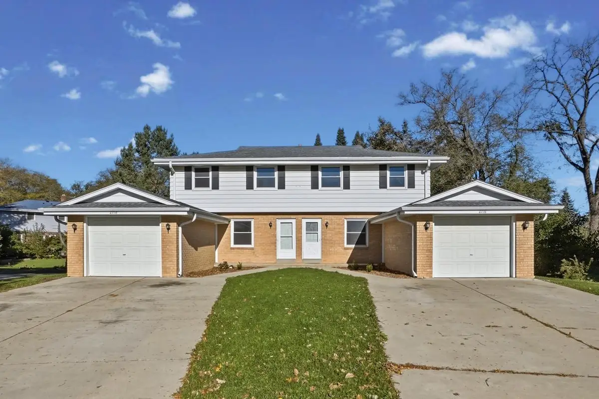 2716 Welsh COURT #2718, Waukesha, WI 53188 - #1