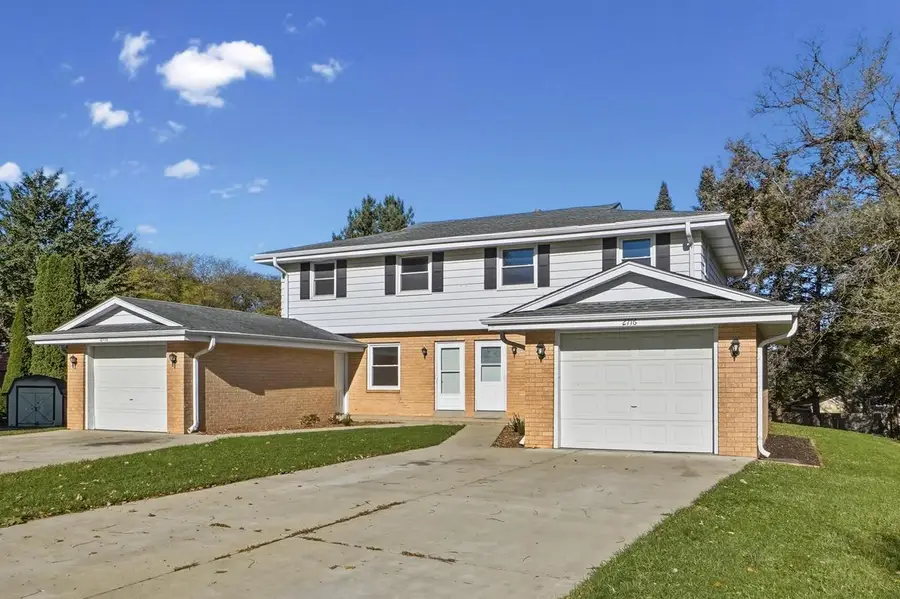 2716 Welsh COURT #2718, Waukesha, WI 53188 - #2