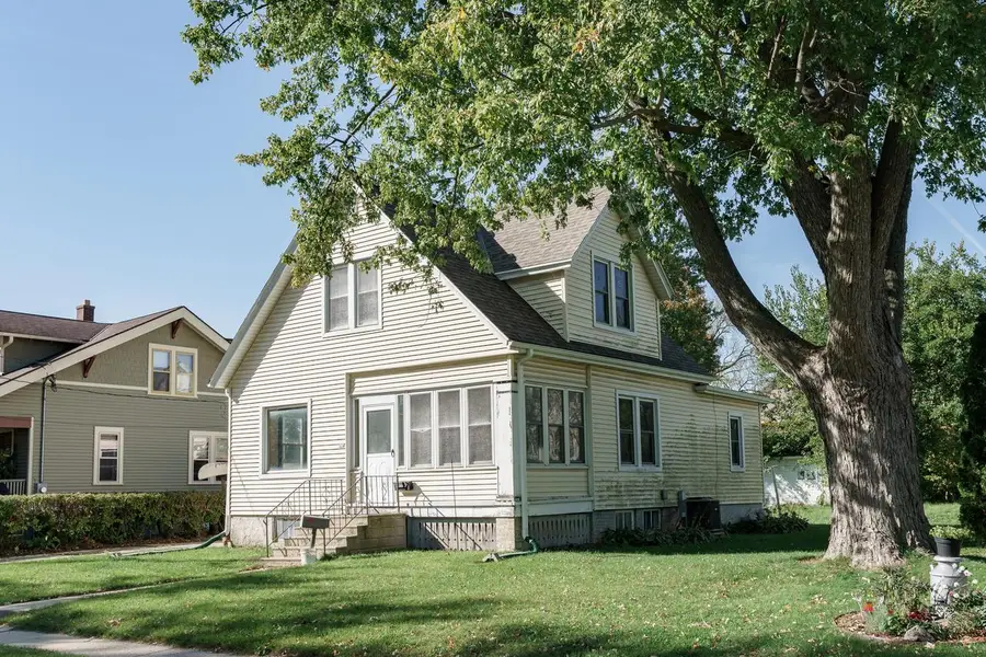 804 S 10th STREET, Watertown, WI 53094 - #3