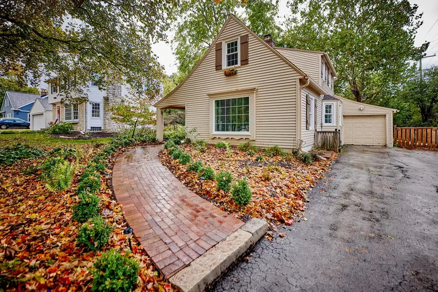 635 Hi View COURT, Elm Grove, WI 53122 - #3