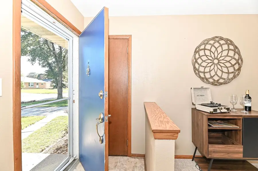 4123 N 95th STREET, Wauwatosa, WI 53222 - #3