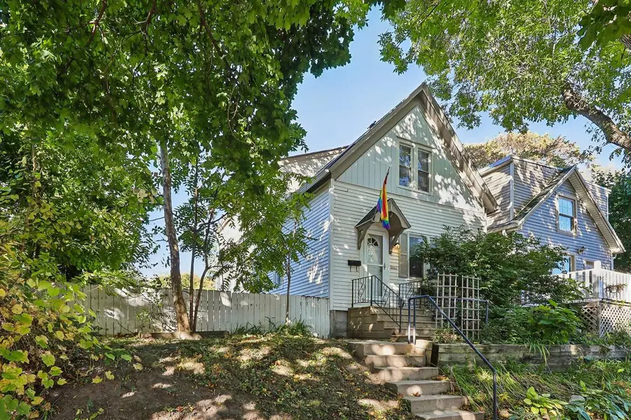 2623 N Booth STREET, Milwaukee, WI 53212 - #3