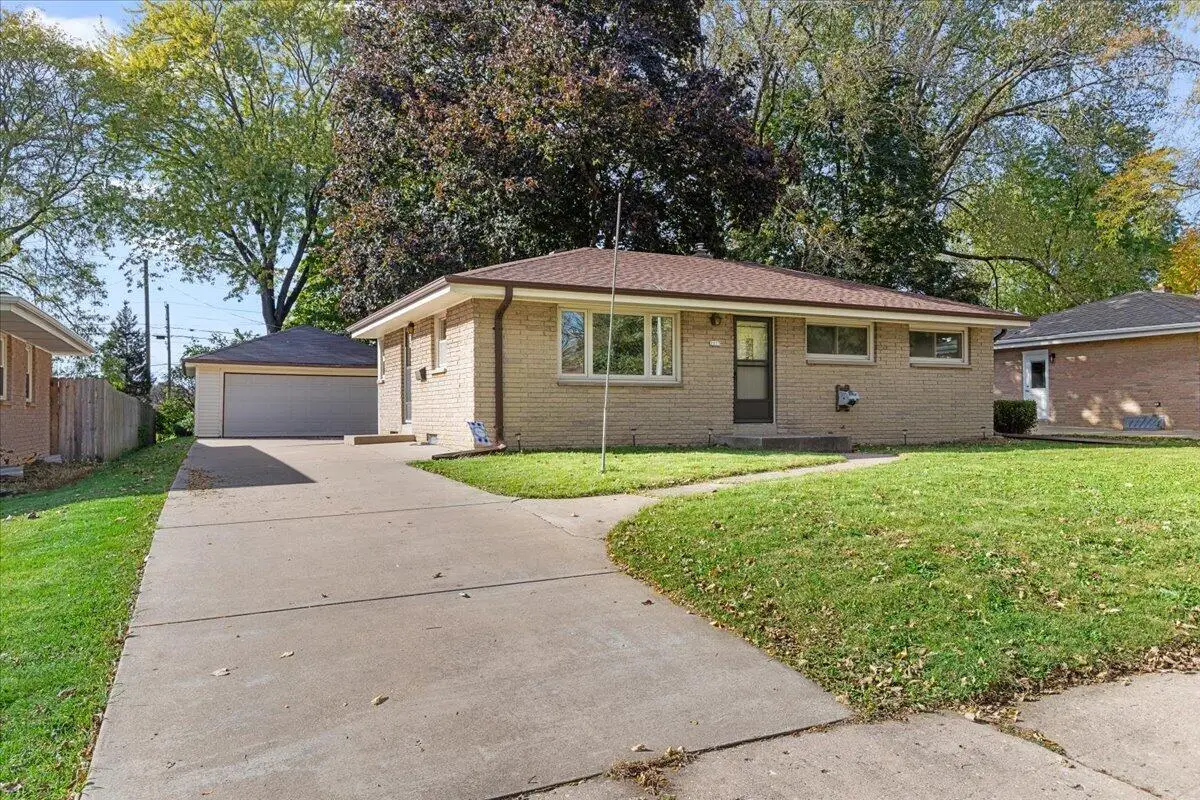 2815 S 99th STREET, West Allis, WI 53227 - #1