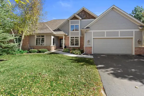 10548 Hidden Creek DRIVE, Mequon, WI 53092