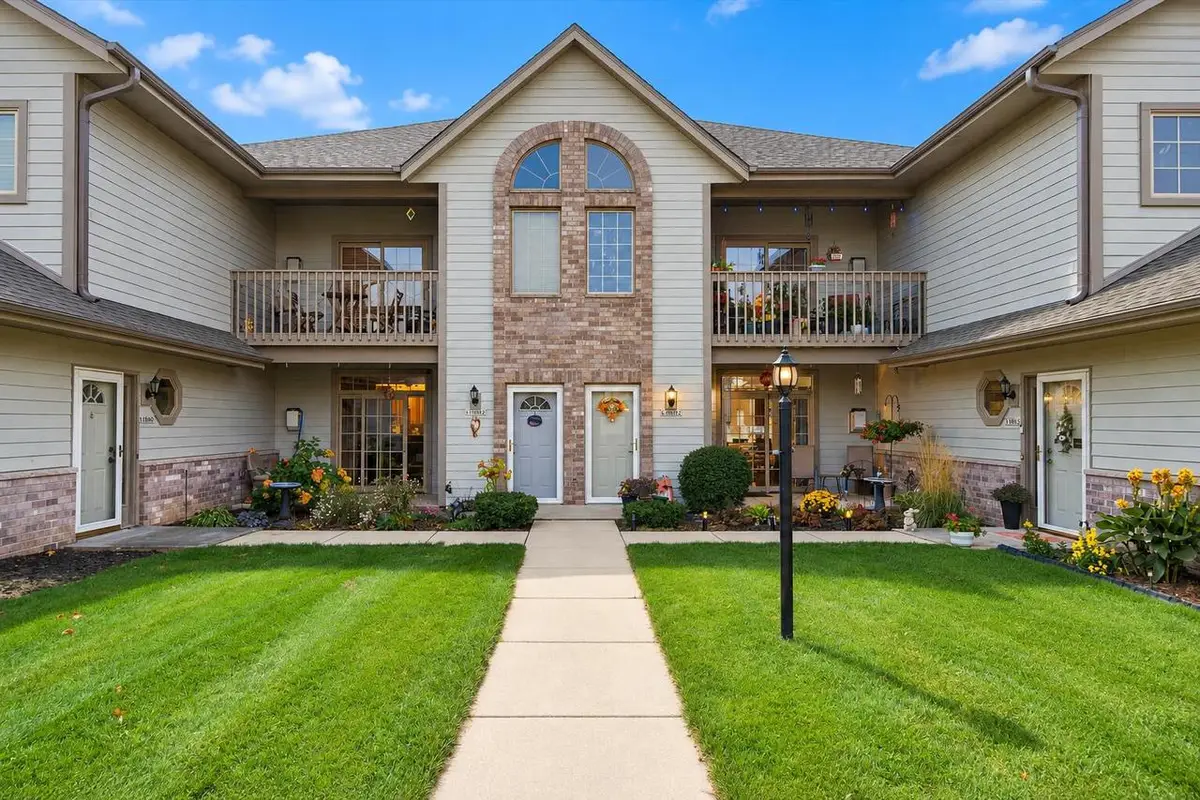 N161W18927 Heather Lynn CIRCLE, Jackson, WI 53037 - #1