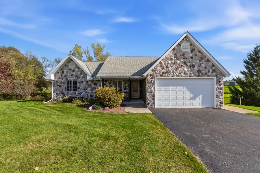 N6730 State Road 67, Iron Ridge, WI 53035 - #2