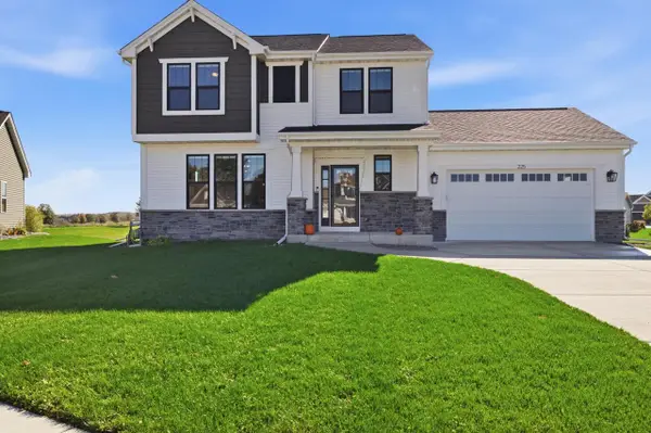 225 Windridge COURT, Slinger, WI 53086