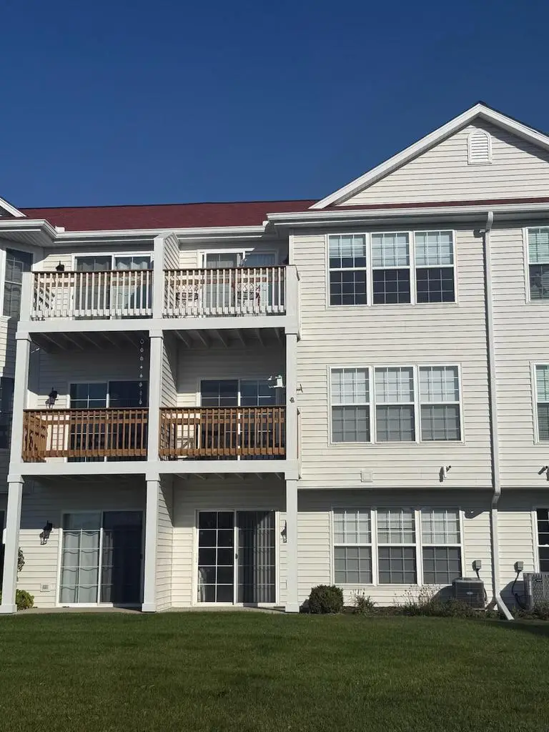 2152 Jefferson LANE, Delavan, WI 53115 - #3