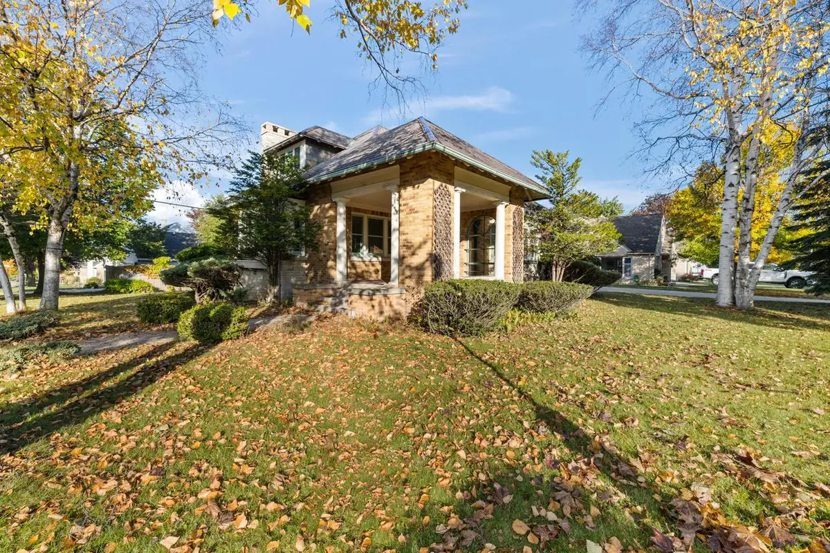 304 W Jackson STREET, Port Washington, WI 53074 - #1