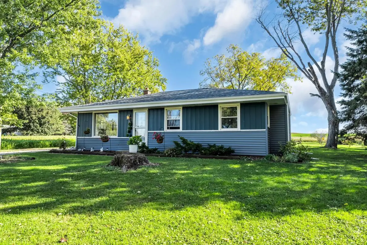 15401 Spring STREET, Union Grove, WI 53182 - #1
