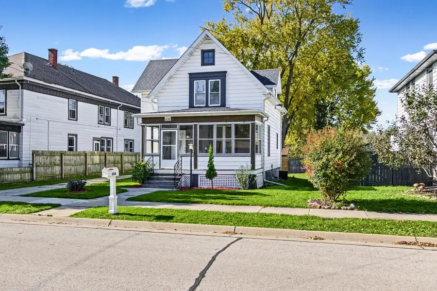 608 S 2nd Street, Watertown, WI 53094 - #3