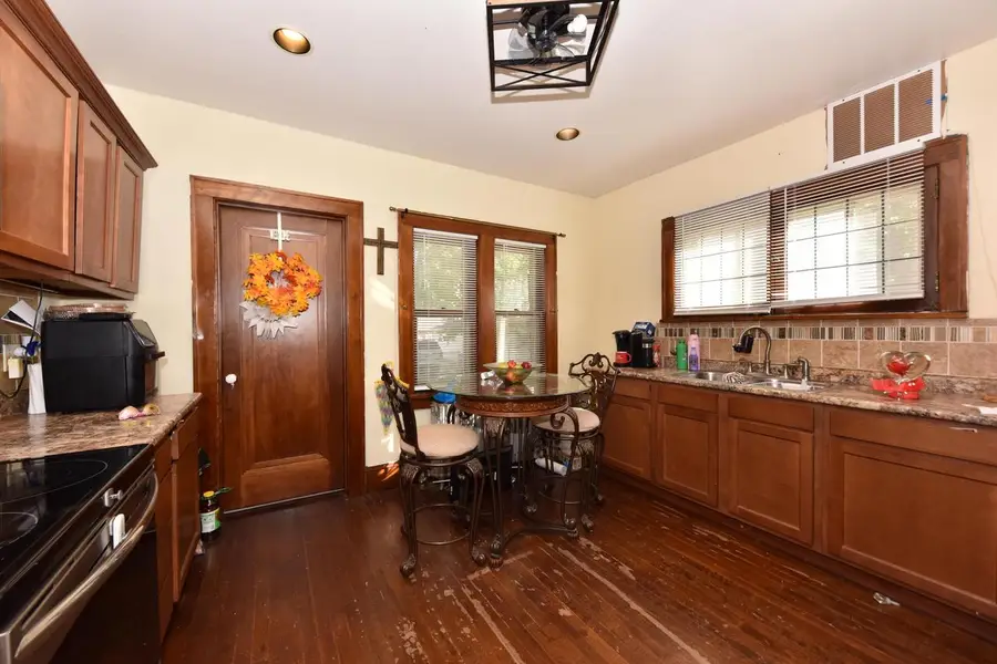 2642 N Sherman BOULEVARD, Milwaukee, WI 53210 - #2