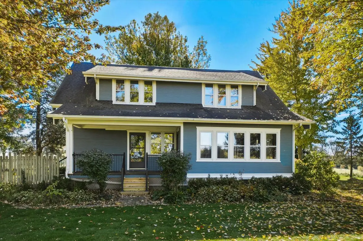 9731 W Highland ROAD, Mequon, WI 53097 - #1