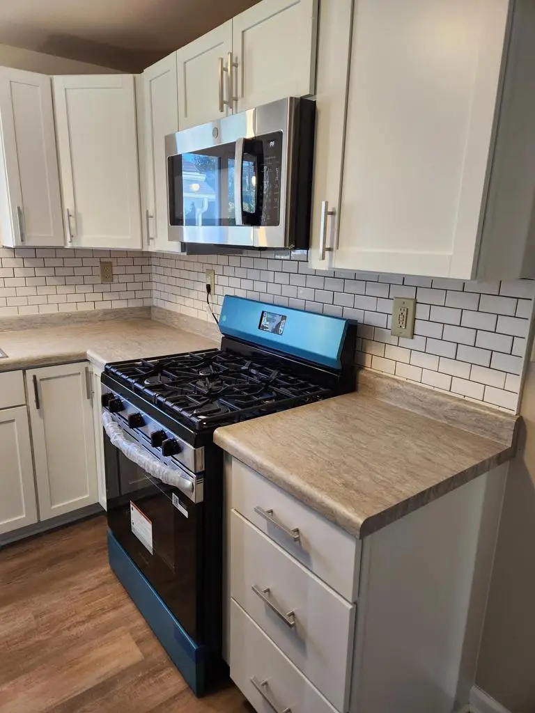 7721 Pershing BOULEVARD, Kenosha, WI 53142 - #3