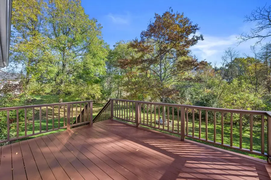 509 N University DRIVE, Waukesha, WI 53188 - #2