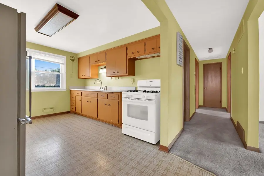 3905 E Klieforth AVENUE #3907, Cudahy, WI 53110 - #2