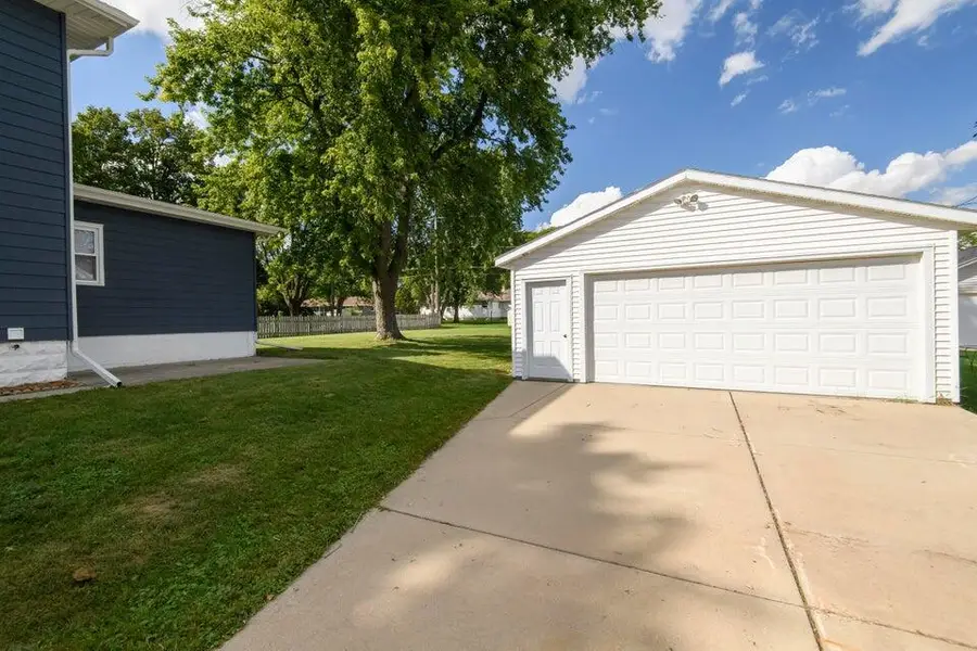 12744 W Fairmount AVENUE, Butler, WI 53007 - #2