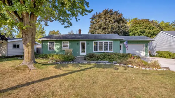 1436 W Washington AVENUE, Cleveland, WI 53015