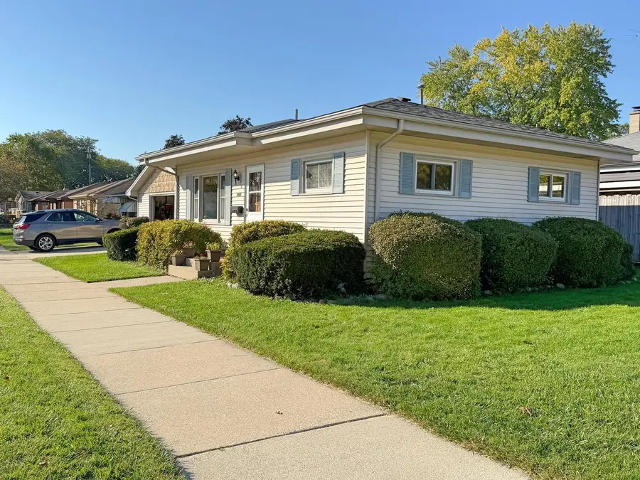 2000 Arthur AVENUE, Racine, WI 53405 - #3