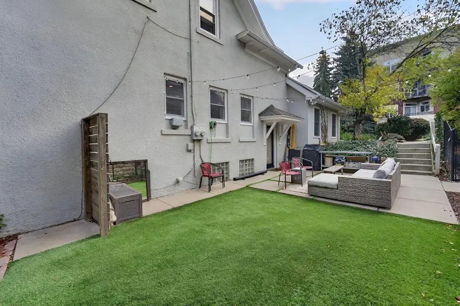 1646 N Warren AVENUE #1646, Milwaukee, WI 53202 - #3