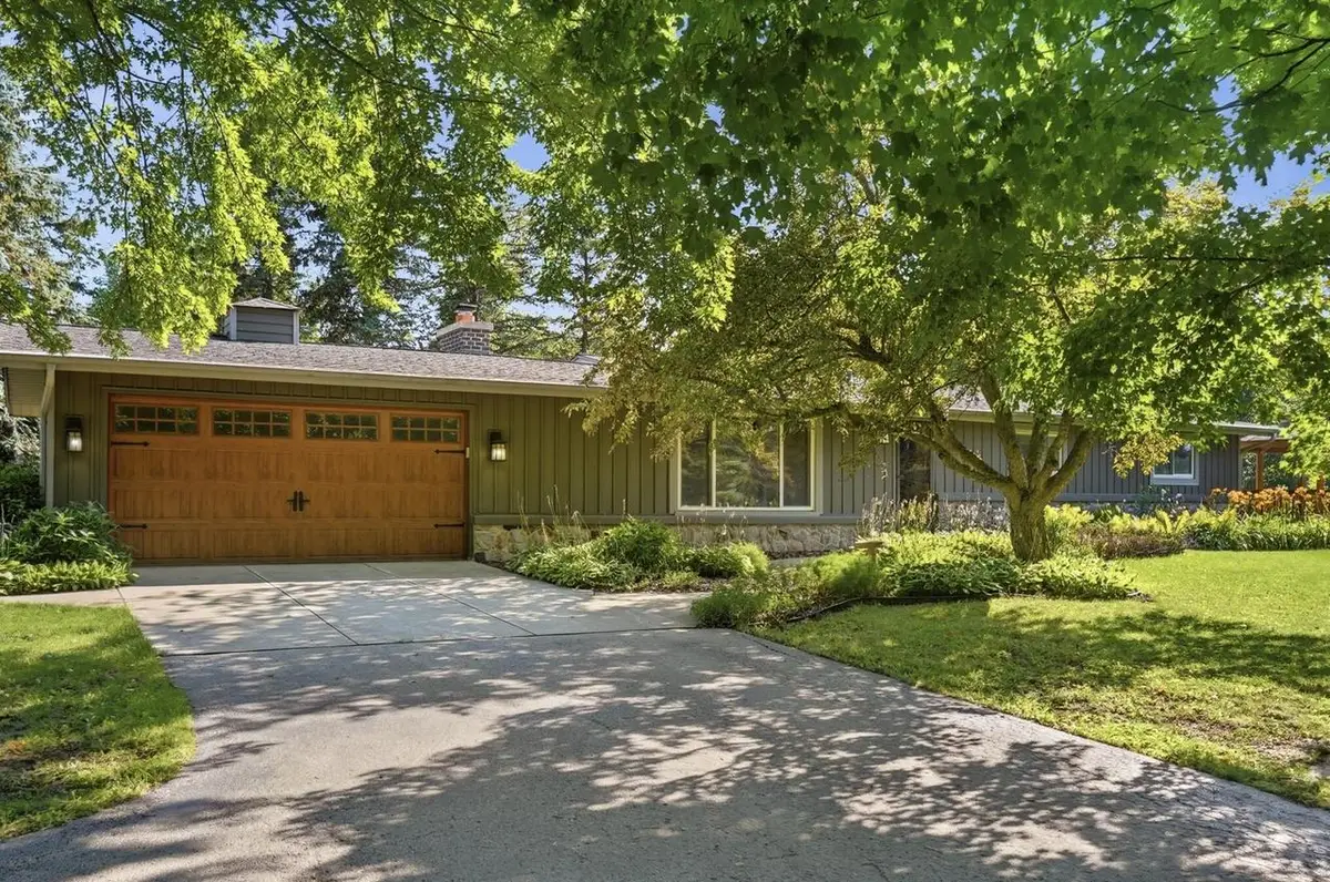 W124N13479 Wasaukee ROAD, Germantown, WI 53022 - #1