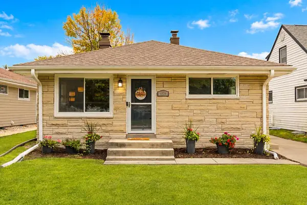 4624 S 50th STREET, Greenfield, WI 53220