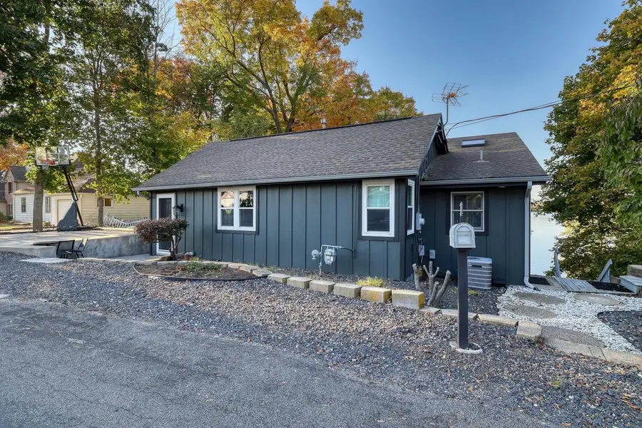 W288N8053 Park DRIVE, Hartland, WI 53029 - #2