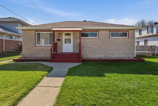 4901 W Howard AVENUE, Milwaukee, WI 53220