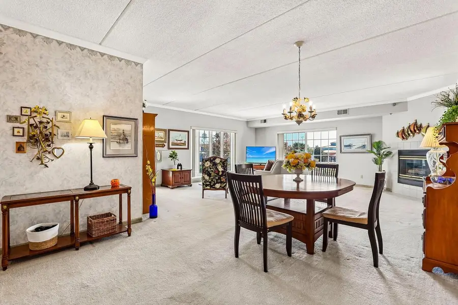 333 Lake AVENUE #107, Racine, WI 53403 - #3