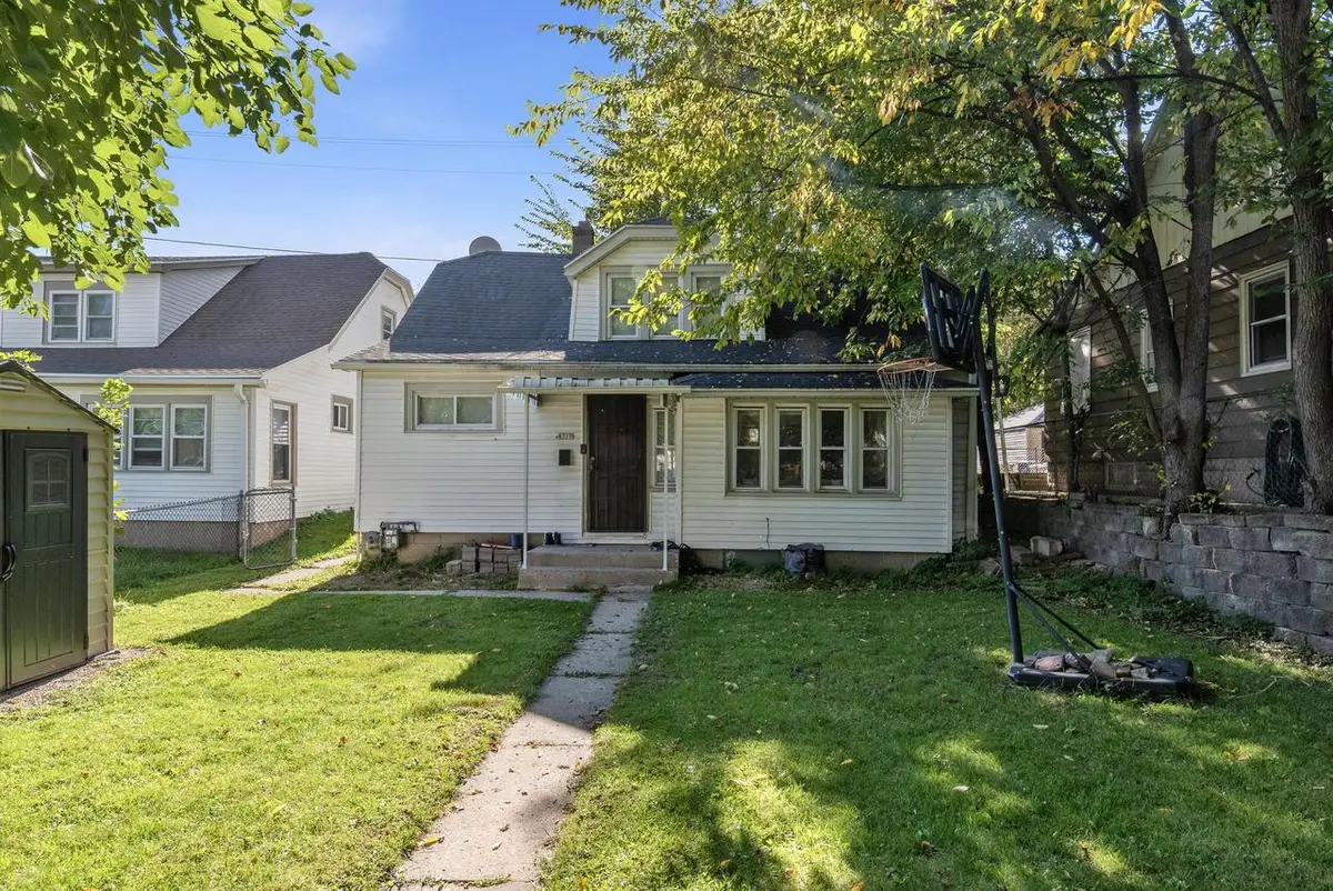 4719 W Fond Du Lac AVENUE, Milwaukee, WI 53216 - #1
